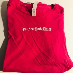 Vintage Women’s New York Times Newspaper logo tee shirt Pink Medium BCA Month